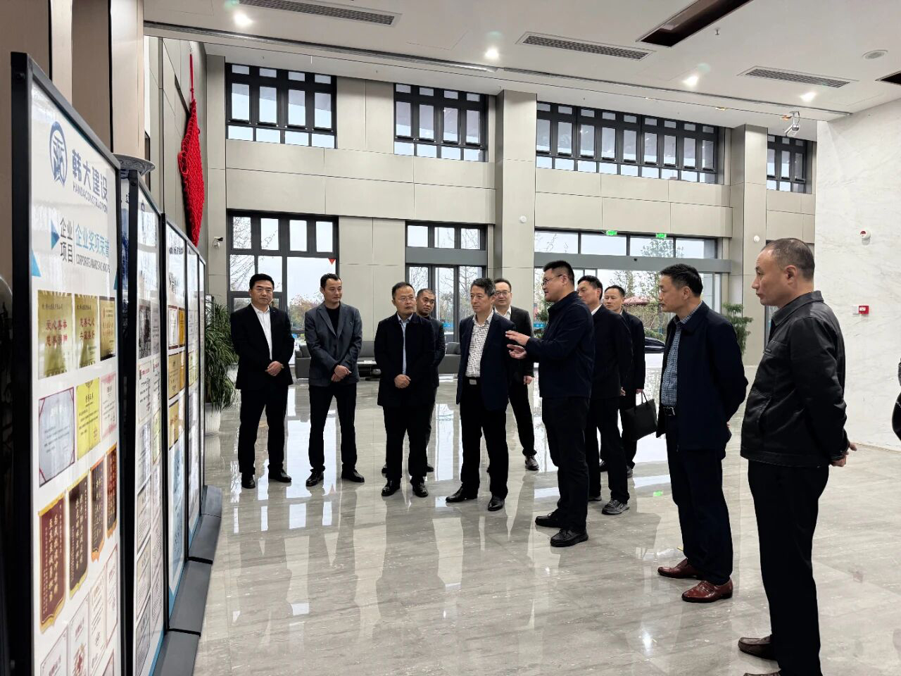 党建赋能 引领发展——欢迎省卫生健康委员会领导来我司开展新兴领域党建调研